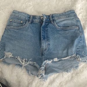 Gently Worn Jean Short!!